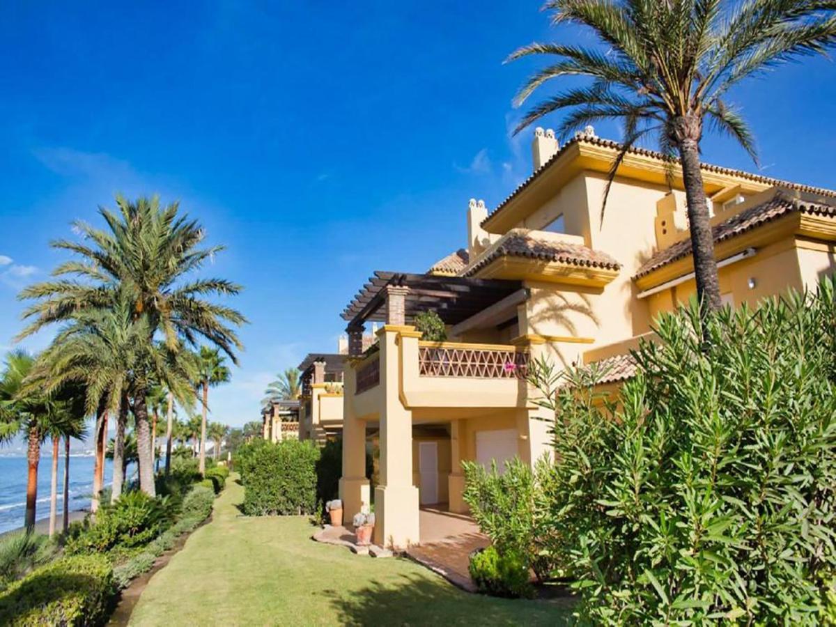 Beachfront Penthouse Marbella, Rio Real Playa Apartamento